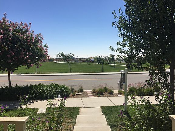 5th image of 236 Cogburn Cir