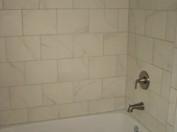 310 68th St, Newport News, VA 23607