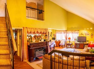 19 Pritchard Ln, Sicklerville, NJ 08081