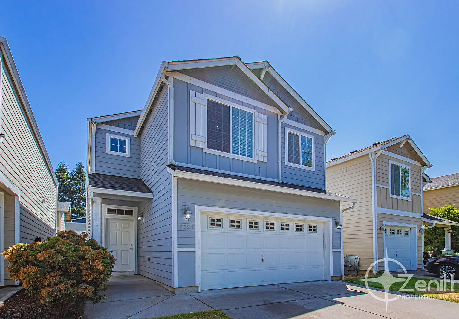 3 bed, 2.5 bath, 1676 sqft, $2,695 — Photo 3
