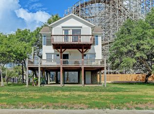308 Bay Ave, Kemah, TX 77565