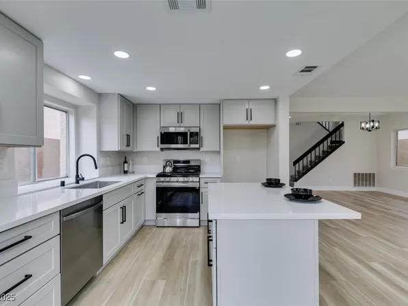 71 Sea Holly Way, Henderson, NV 89074