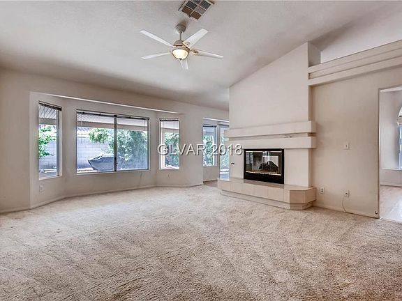 5th image of 4405 Lilac Glen Dr