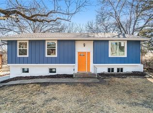 519 NW 78th Ter, Kansas City, MO 64118