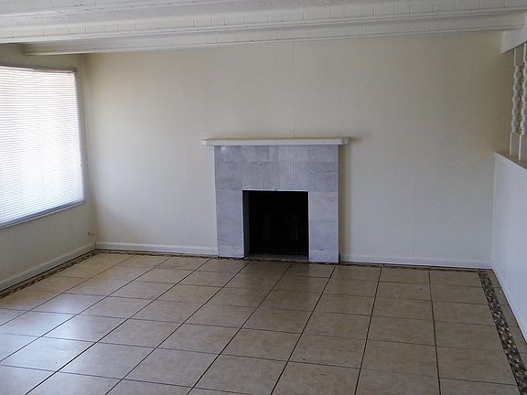 2nd image of 10233 Bridget St