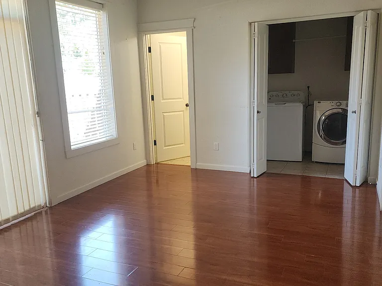 4035 SE 124th Ave — Photo 5