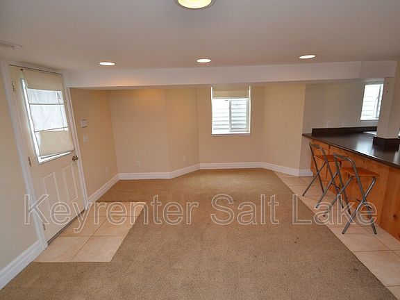 3rd image of 3008 S Kenwood St