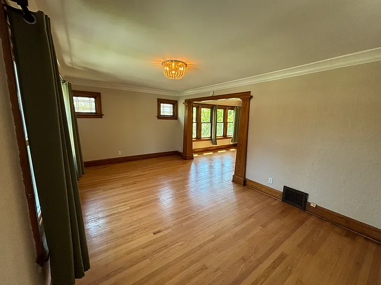 4535 N Newhall St #4535 — Photo 3