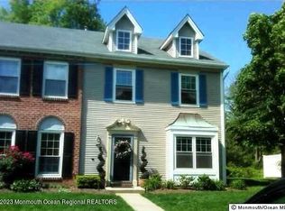 15 Beaumont Ct, Tinton Falls, NJ 07724
