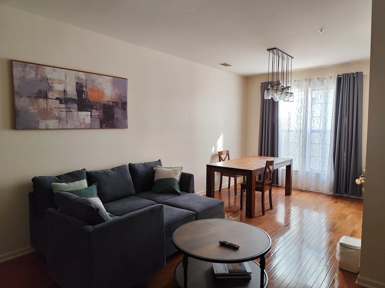 2 bed, 2.5 bath, 1300 sqft, $3,280 — Photo 1