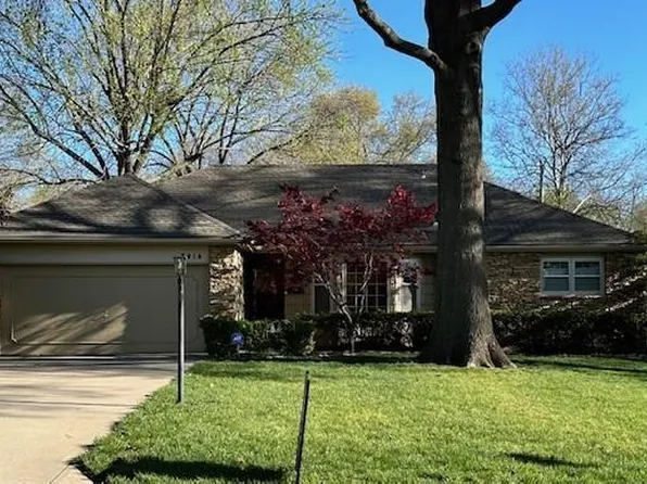 8414 W 90th St, Overland Park, KS 66212