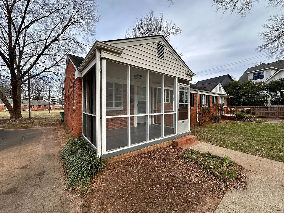 502 Elmhurst Rd