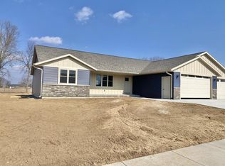 1835 London St, Holmen, WI 54636