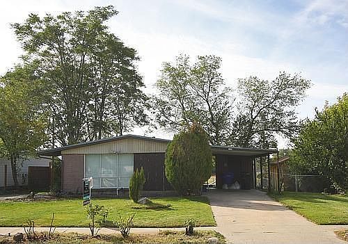 1st image of 1126 E Serpentine Way