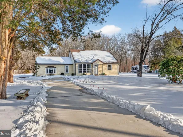 298 S Tuckahoe Rd, Williamstown, NJ 08094