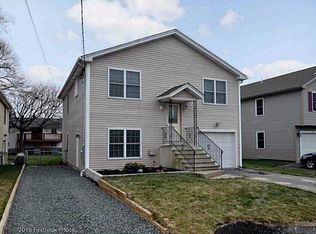 18 Baldwin St, Cumberland, RI 02864