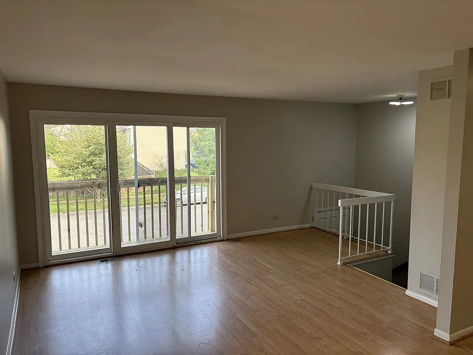 277 Navajo Dr