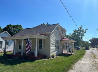 104 N Harrison St, Sidney, IL