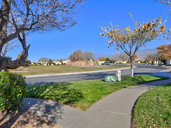 2nd image of 10904 Echo Park Dr NE