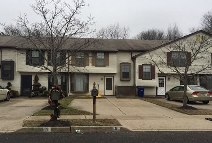 1st image of 5 Steinway Ct