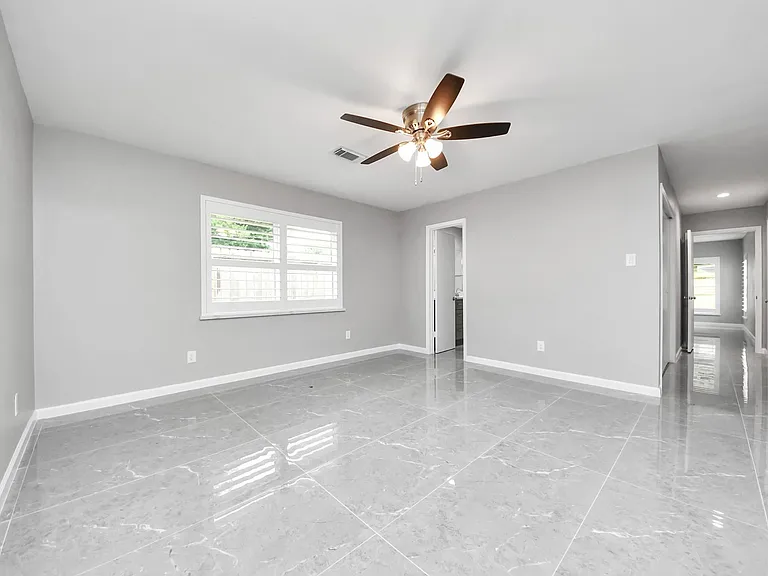 8007 Rowan Ln — Photo 11