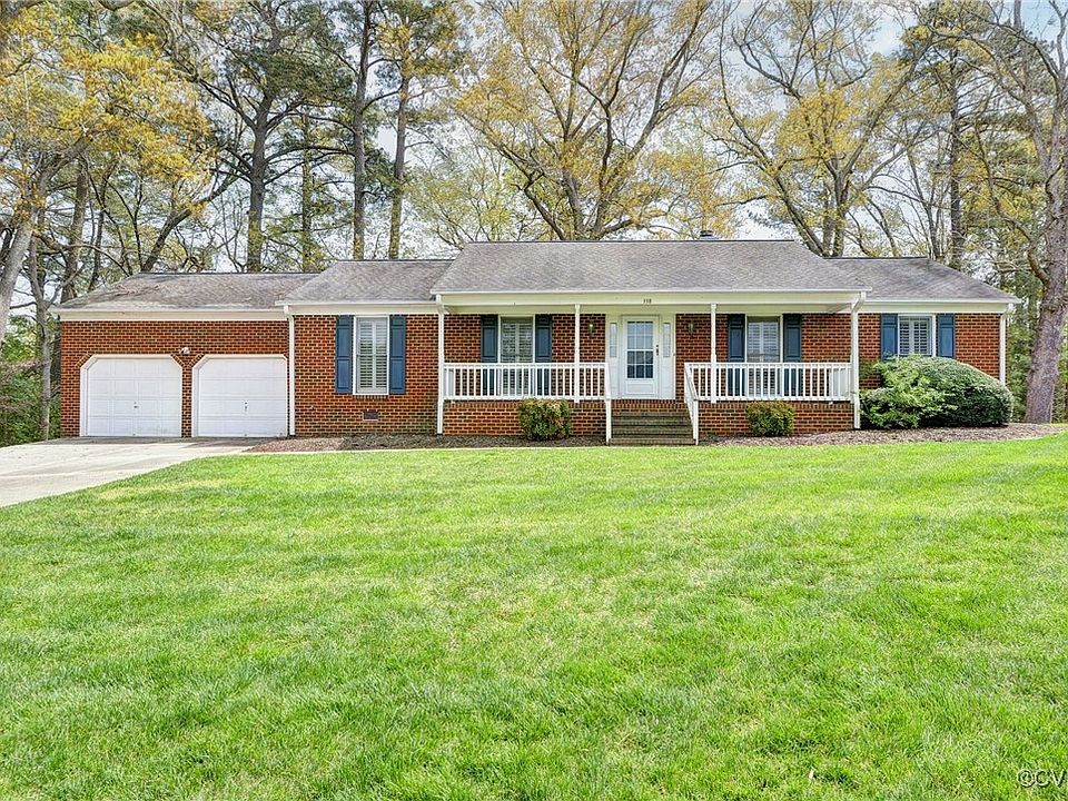 1st image of 118 Lakepoint Ct