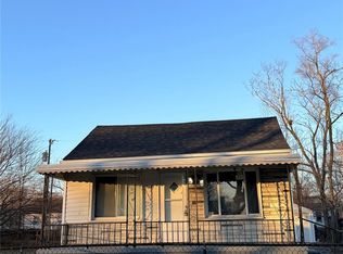 7027 Chalmers Ave, Warren, MI 48091