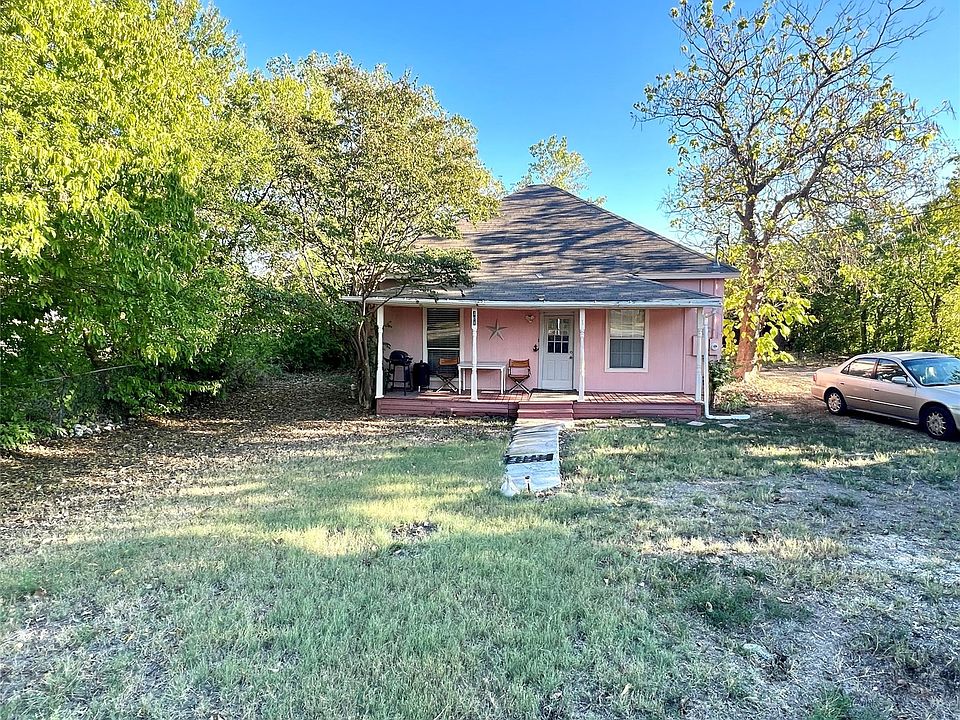 1st image of 301 Dogwood Ave