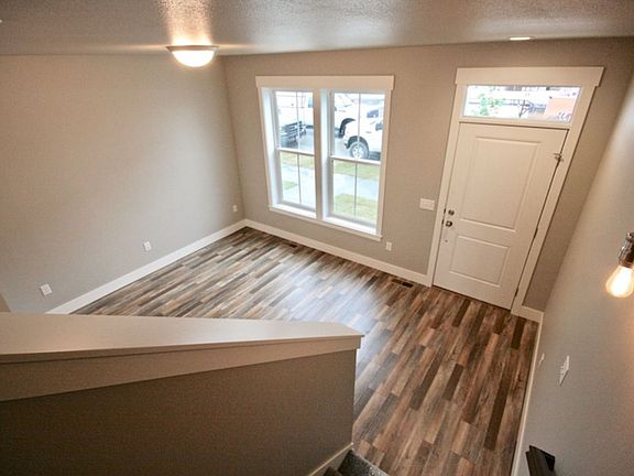 2nd image of 1605 Annafeld Pkwy #Uudquu