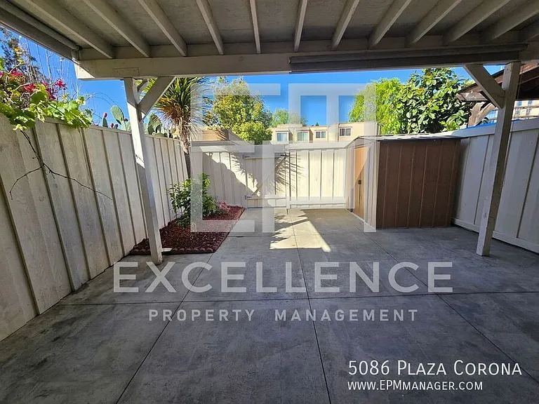 5086 Plaza Corona — Photo 12