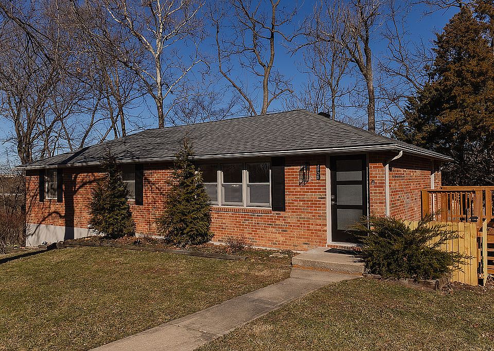 1st image of 4908 NW 62nd St