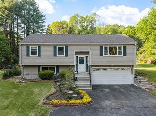 12 Murphy Rd, Hudson, MA 01749