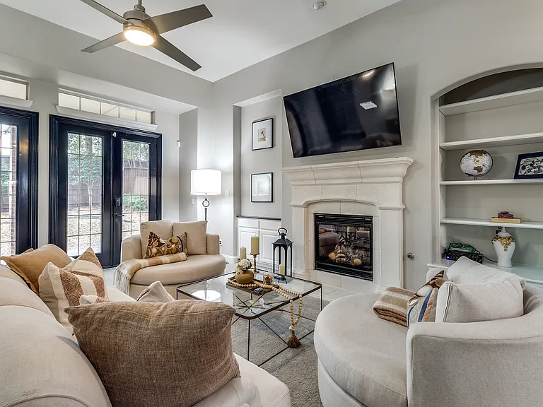10829 Dixon Branch Dr — Photo 10