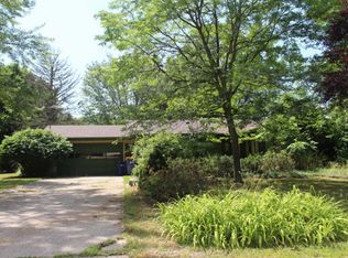 3067 Bonita Dr SE, Grand Rapids, MI 49508