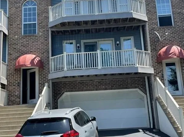 243 N 14th St, Reading, PA 19604