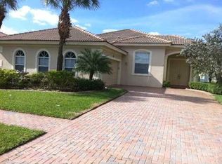 115 Bella Vista Way, Royal Palm Beach, FL 33411