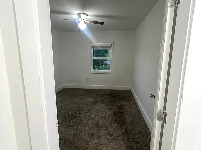 2857 Indianapolis Ave — Photo 3