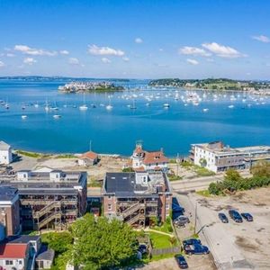 836 Nantasket Ave APT 10, Hull, MA, 02045