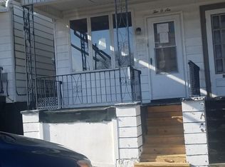 206 S Walnut St, Mount Carmel, PA