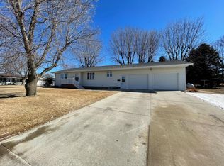 700 Kentucky Ave, Adrian, MN 56110