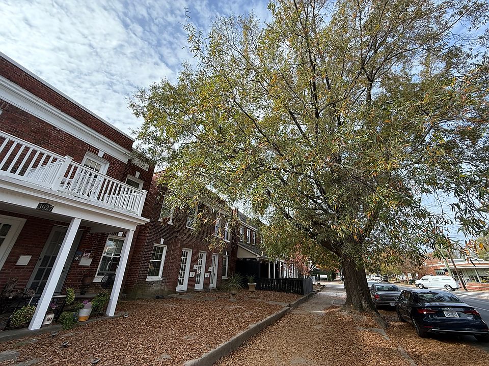 Front Entrance - Ellwood Ave View
