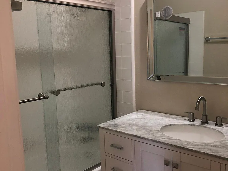 Redondo Palms — Photo 15