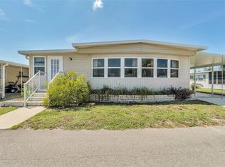 102 Del Rio Dr, Palmetto, FL 34221