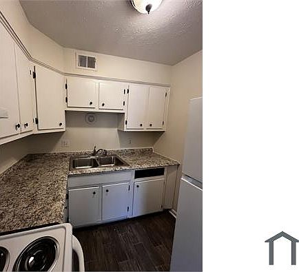 3rd image of 6508 Hackel Dr APT 6