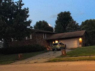 508 Golf Rd, Springfield, IL 62704