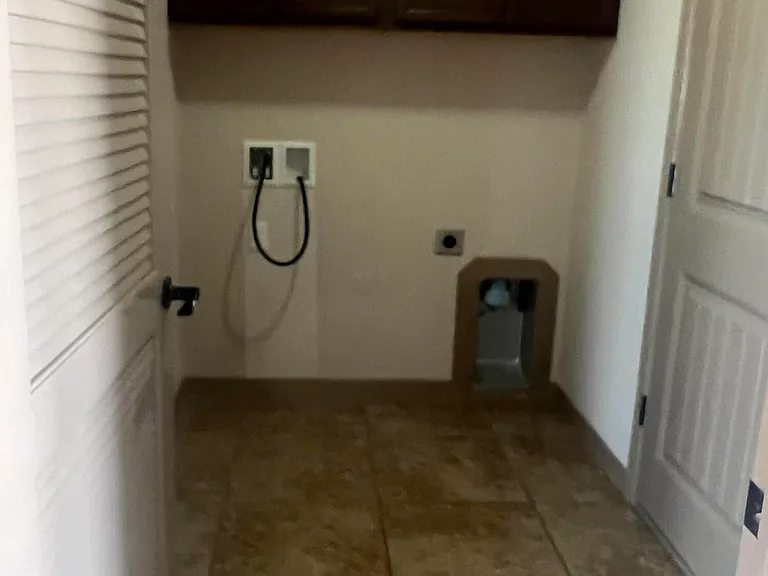 14236 Poets Rock Ln — Photo 8