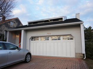 702 N Surf Rd, Ocean City, MD 21842