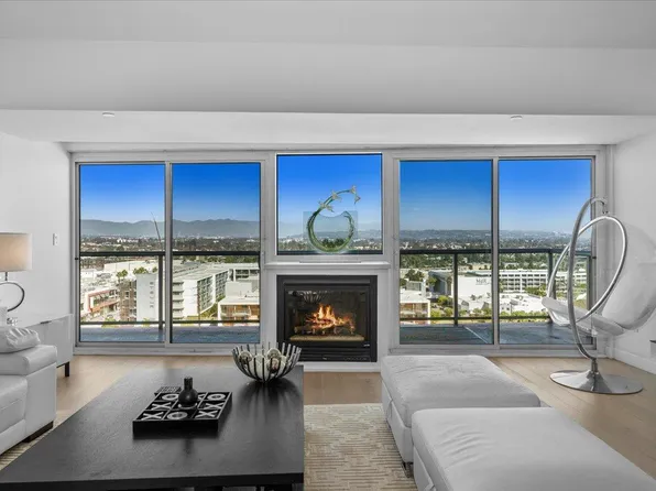 13600 Marina Pointe Dr, Marina Del Rey, CA 90292