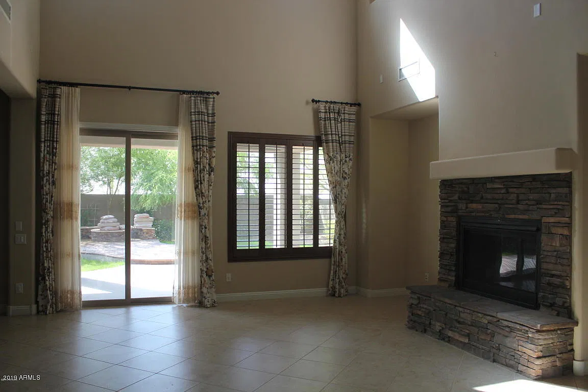 21437 N 39th Way — Photo 4