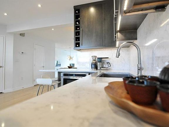 5th image of 27 9th St #27